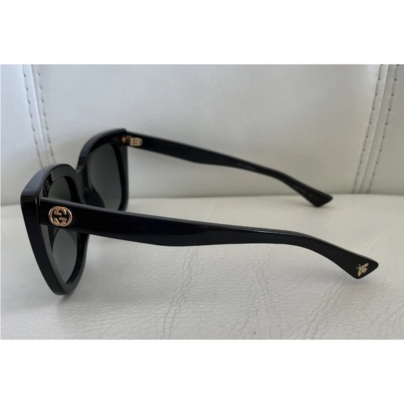 Gucci Sunglasses - Picture 6 of 12
